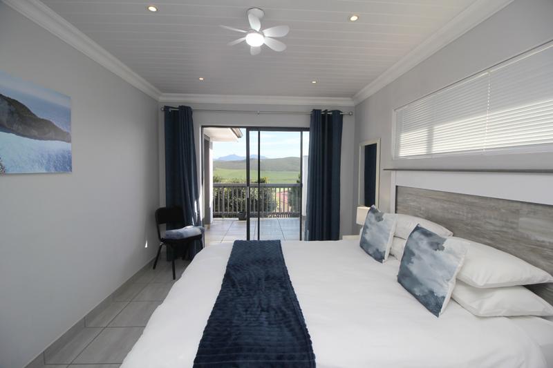 5 Bedroom Property for Sale in Reebok Western Cape